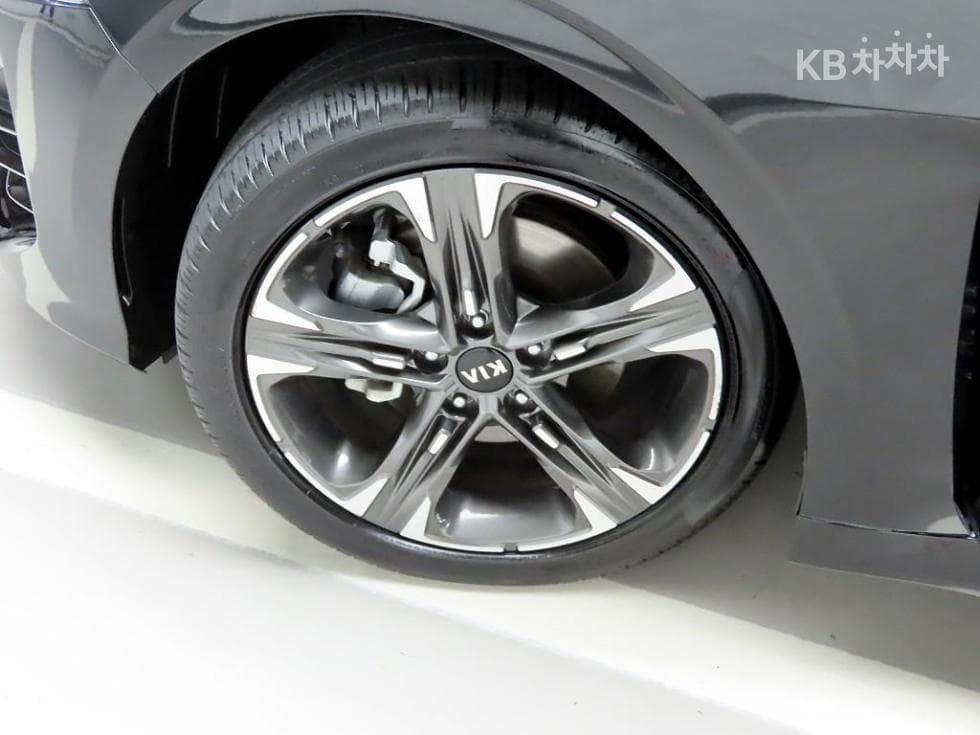 Kia K5 3rd Gen2.0 Gasoline Prestige - 19