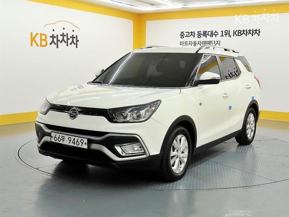 КейДжи Мобилити Тиволи Air 2WD IX - Image 1