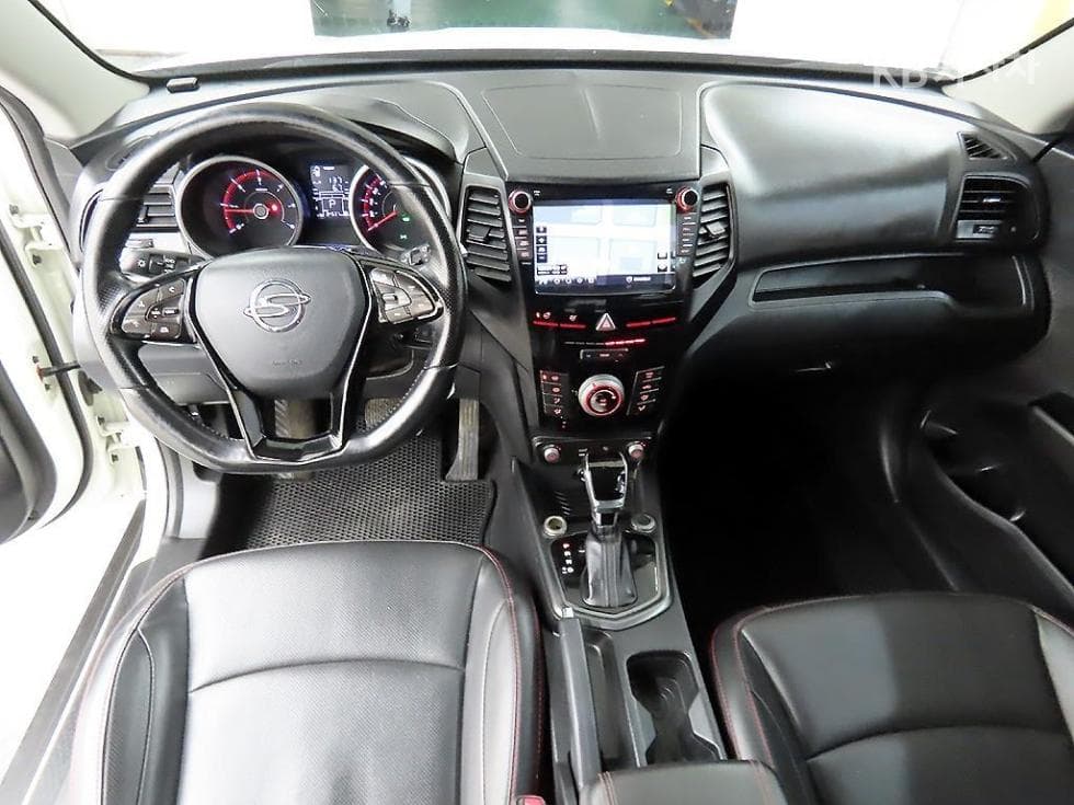 KG Mobility Tivoli Air2WD IX - 7
