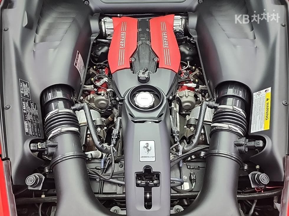 페라리 488 GTB3.9 V8 - 5