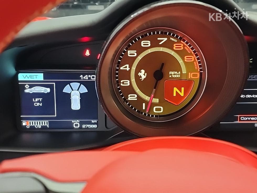 페라리 488 GTB3.9 V8 - 6