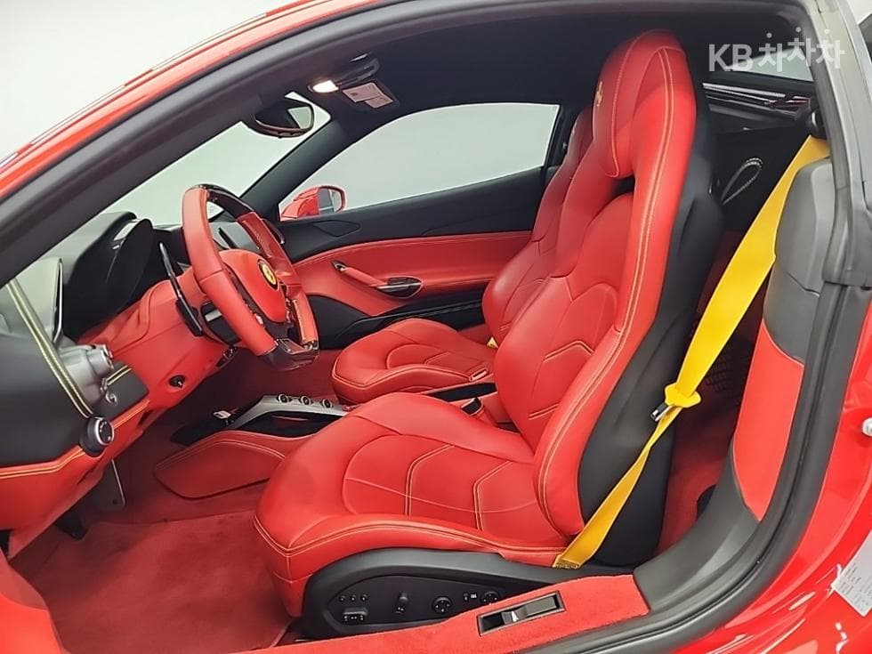 페라리 488 GTB3.9 V8 - 11