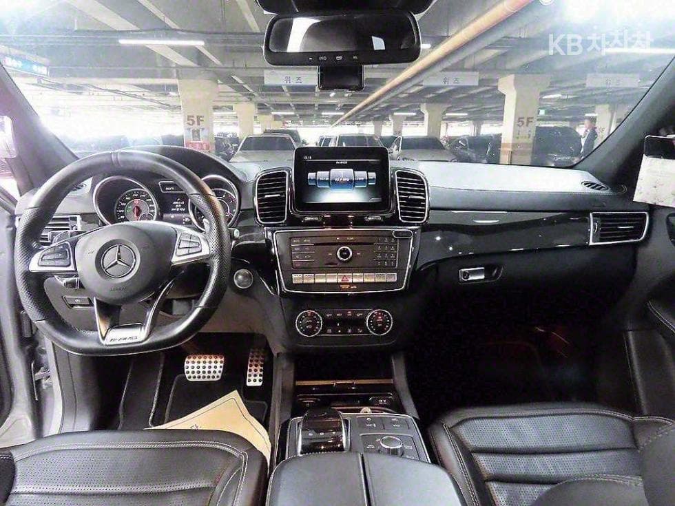 Mercedes-Benz GLE(W166)63 AMG 4Matic - 7