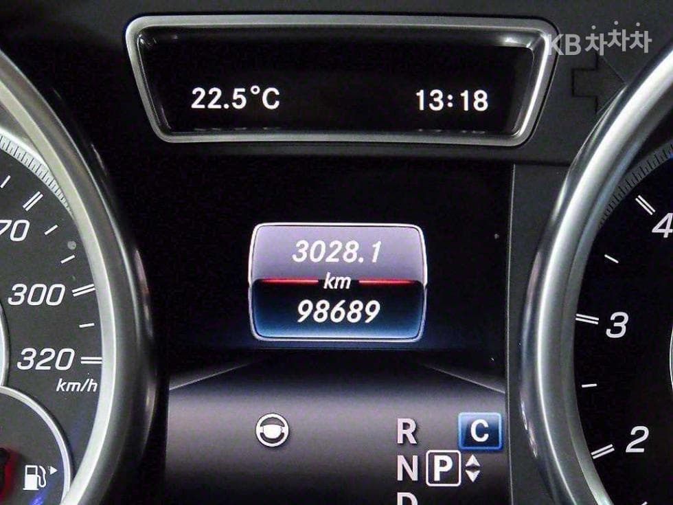 Mercedes-Benz GLE(W166)63 AMG 4Matic - 9