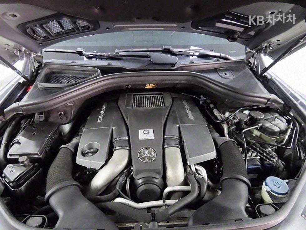 Mercedes-Benz GLE(W166)63 AMG 4Matic - 19
