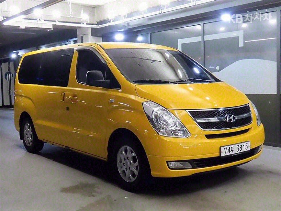 Хюндай Гранд Старекс 12-местен LPi Комби CVX Лукс - Image 1