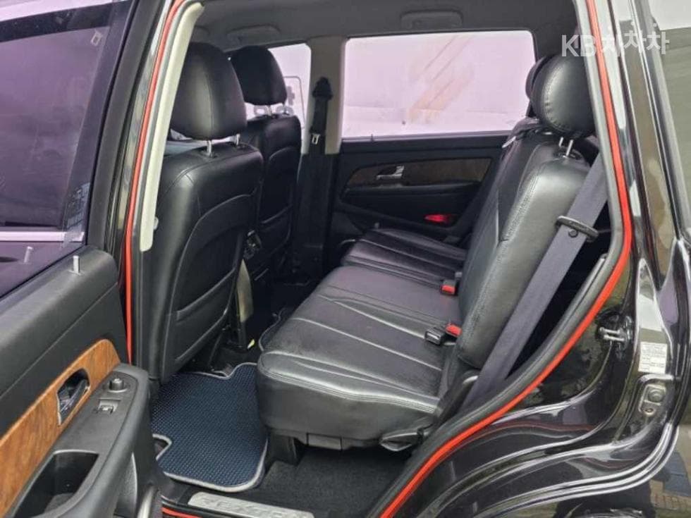 КейДжи Мобилити RextonW7-местен (Лимузин) 4x4 RX7 Лукс - 5