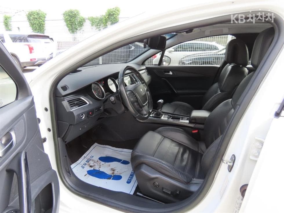 Peugeot 5081.6 e-HDi 악티브 - 5