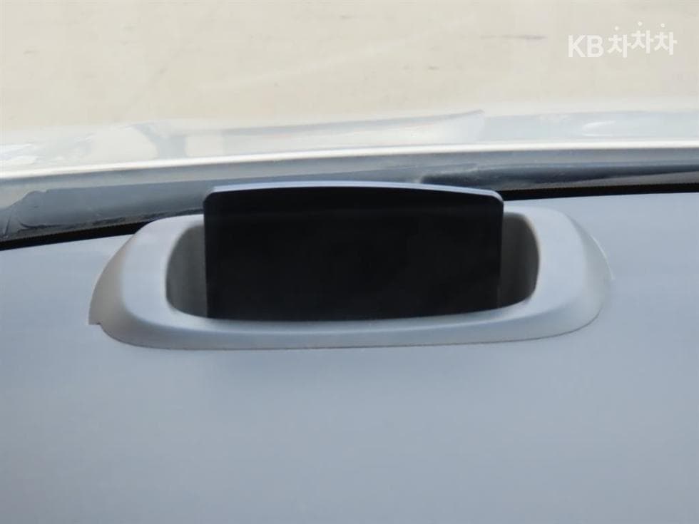 Peugeot 5081.6 e-HDi 악티브 - 10