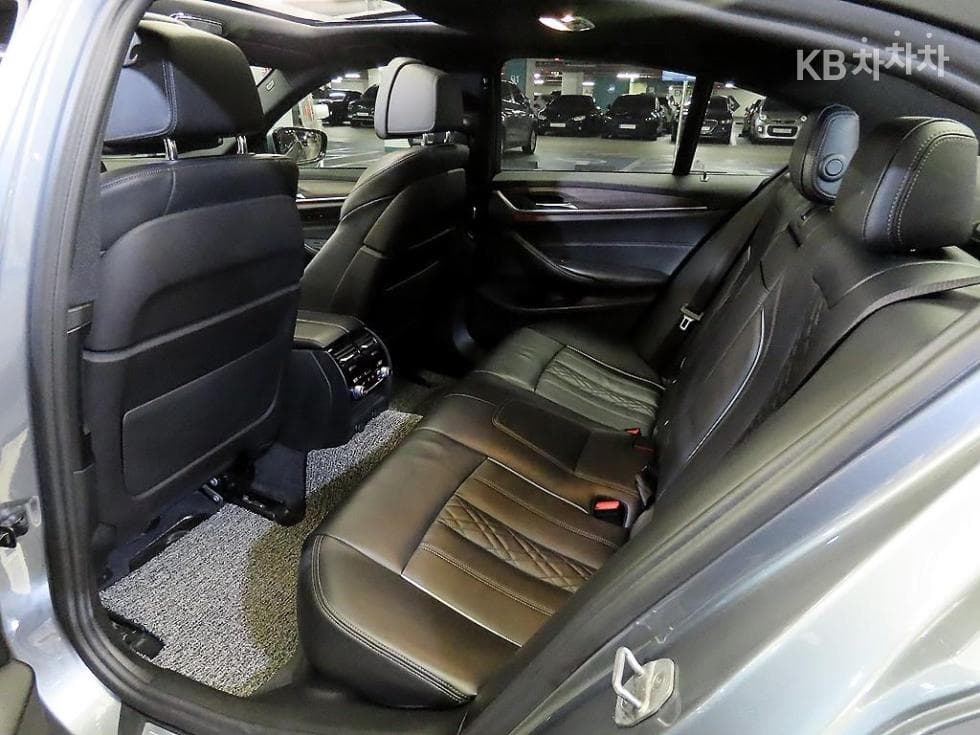 BMW 올Нов5 Серия (G30)530i xDrive M Sport Plus - 7