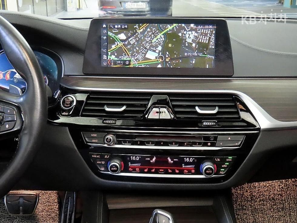 BMW 올Нов5 Серия (G30)530i xDrive M Sport Plus - 11