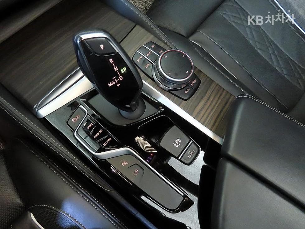 BMW 올Нов5 Серия (G30)530i xDrive M Sport Plus - 12