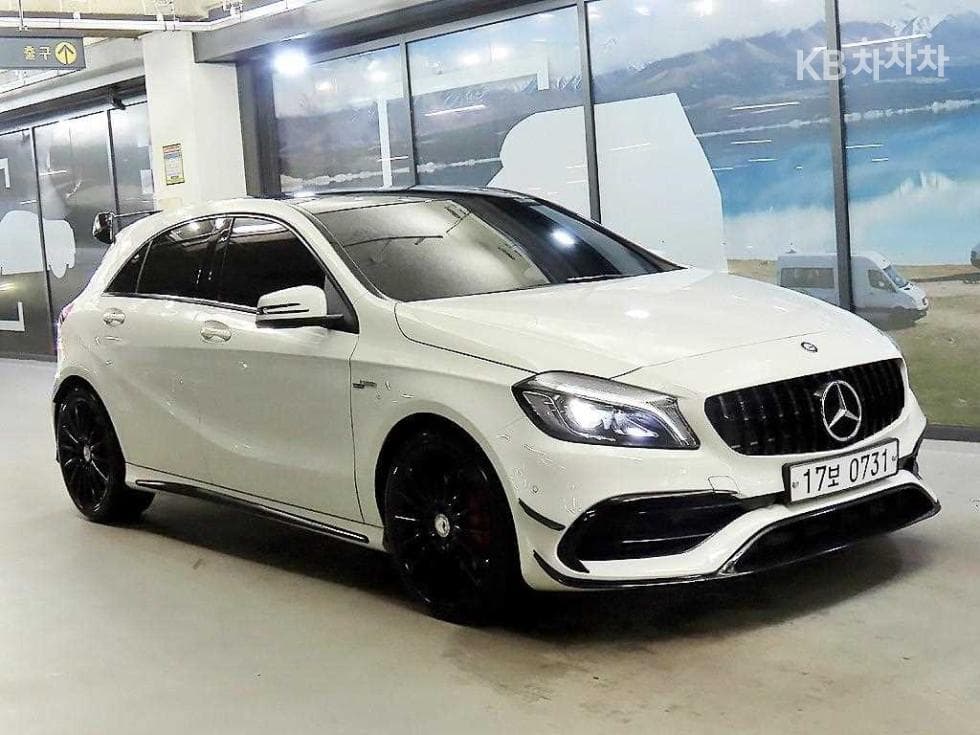 Mercedes-Benz A클래스 A45 AMG - Image 1