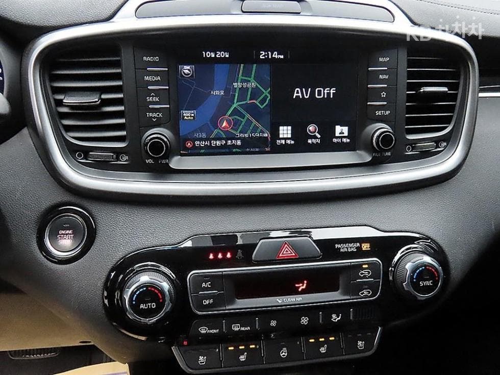 Киа The New (фейслифт) Sorento2.0 Дизел 2WD Престиж - 15