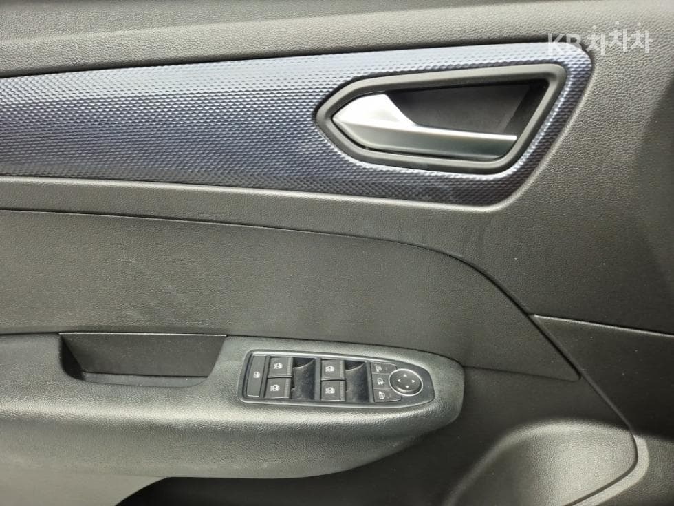 (274 words7183)Renault Korea XM31.6 GTe LE+ - 17