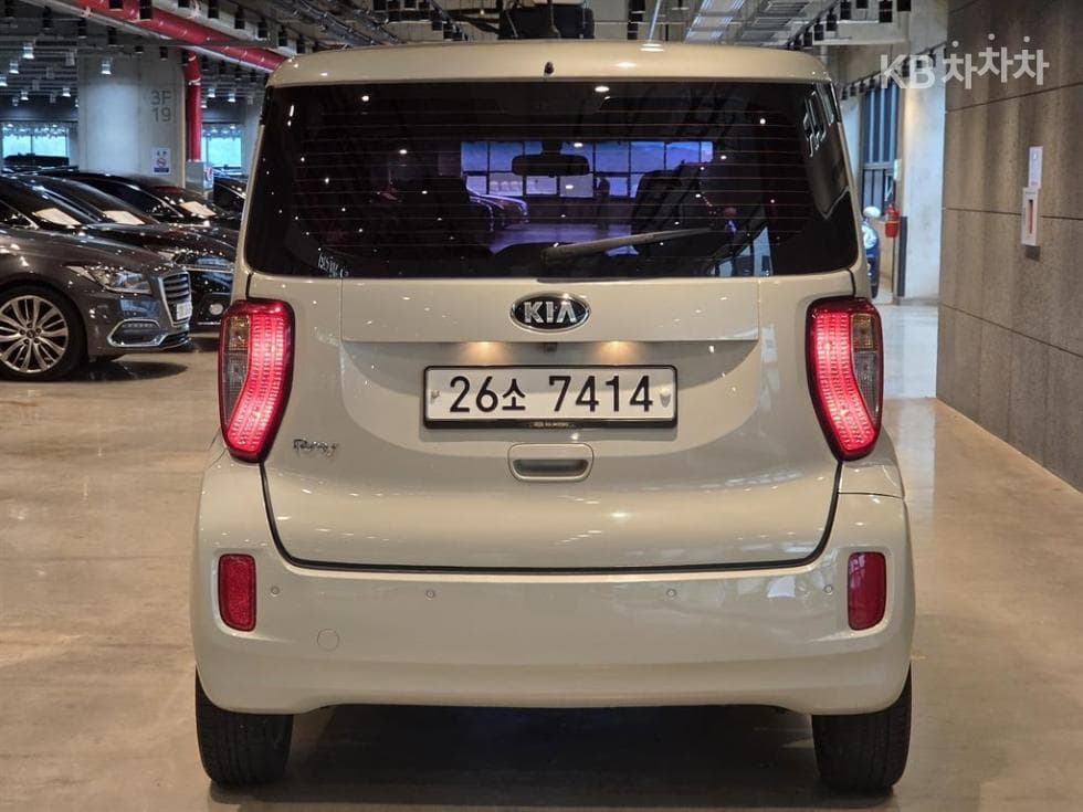 Kia Ray 1.0 Gasoline Luxury - Image 4