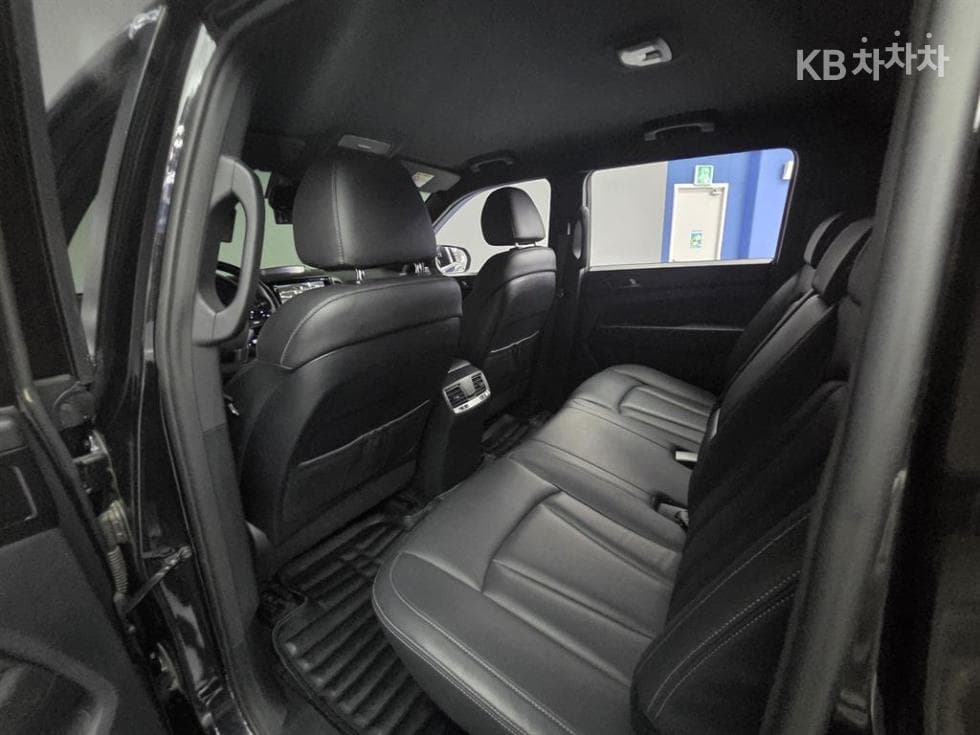 KG Mobility Rexton 스포츠2.2 4WD Dynamic 에디션 - 13