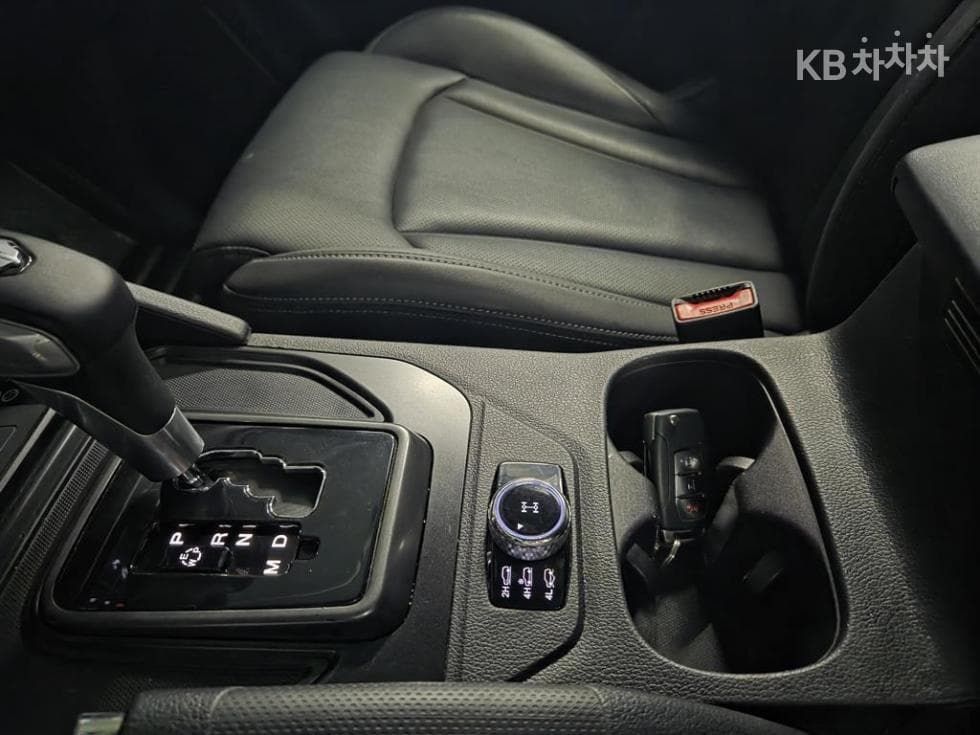 KG Mobility Rexton 스포츠2.2 4WD Dynamic 에디션 - 18