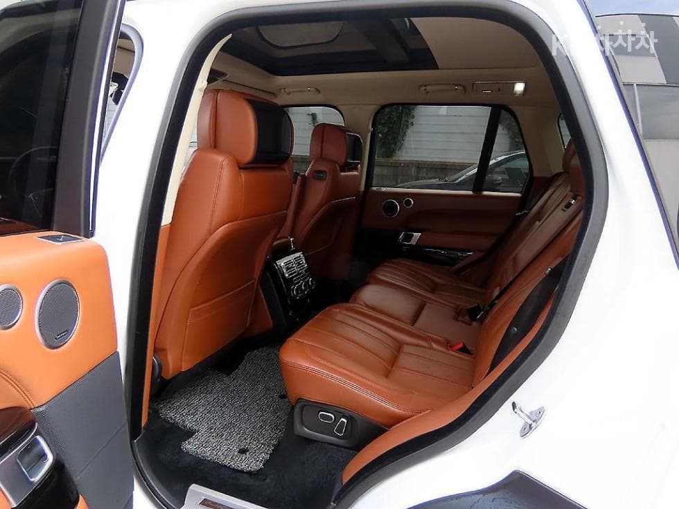 Land Rover Нов Range Rover4.4 SDV8 Автобиография 405 - 6