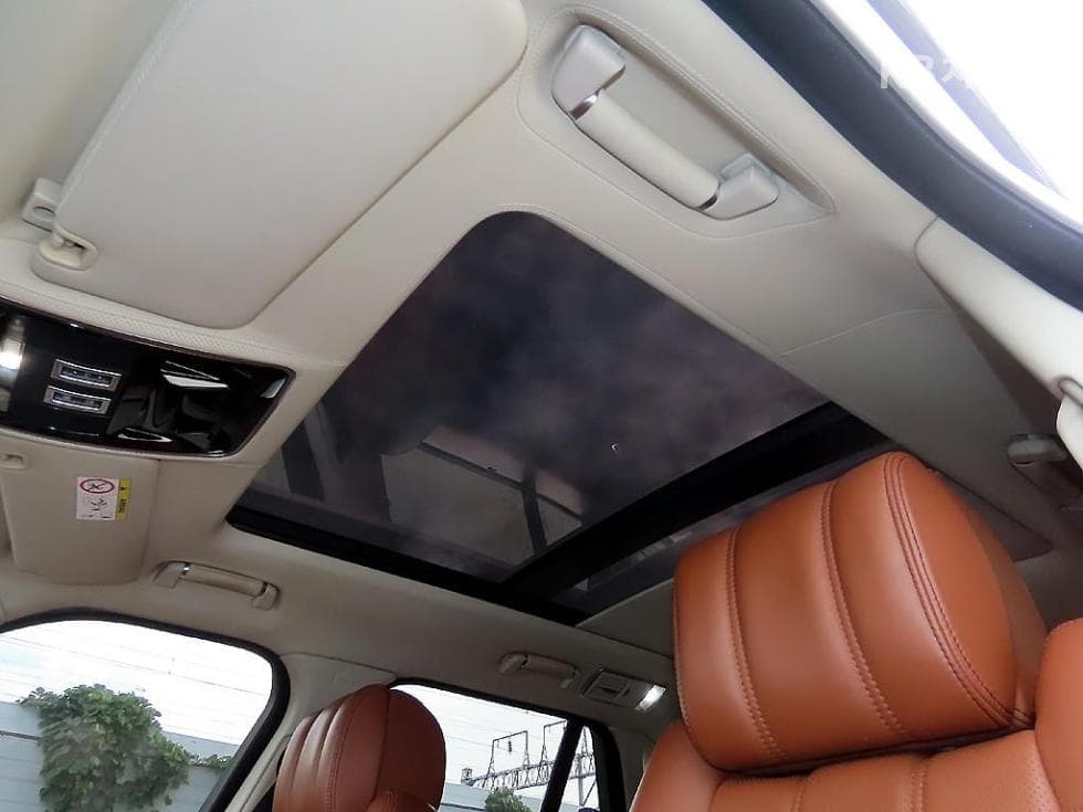 Land Rover Нов Range Rover4.4 SDV8 Автобиография 405 - 17
