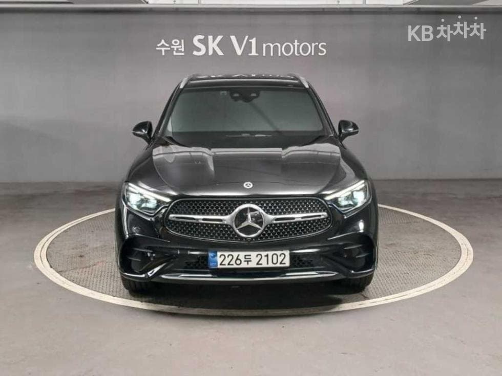 Mercedes-Benz GLC(X254) GLC300 4Matic Standard - Image 1