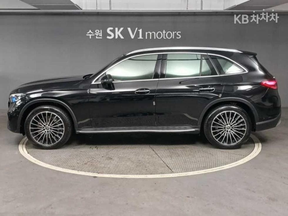 Mercedes-Benz GLC(X254)GLC300 4Matic Standard - 3