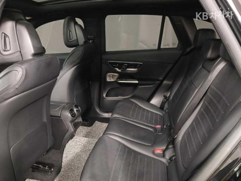 Mercedes-Benz GLC(X254)GLC300 4Matic Standard - 8
