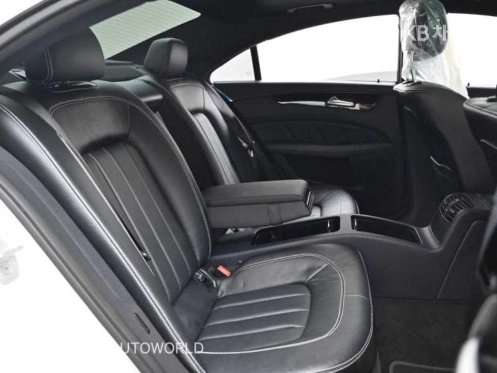 Mercedes-Benz CLS클래스(W218)CLS 250 d 4매틱 AMG Line W218 - 12
