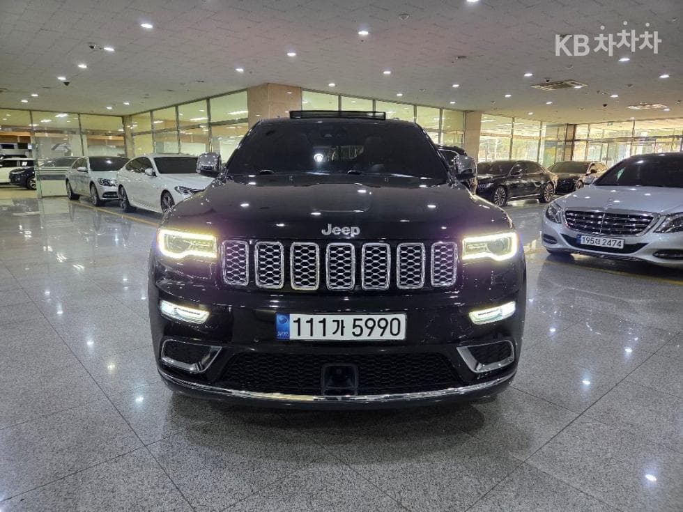 지프 그랜드 체로키3.6 서밋 - 2