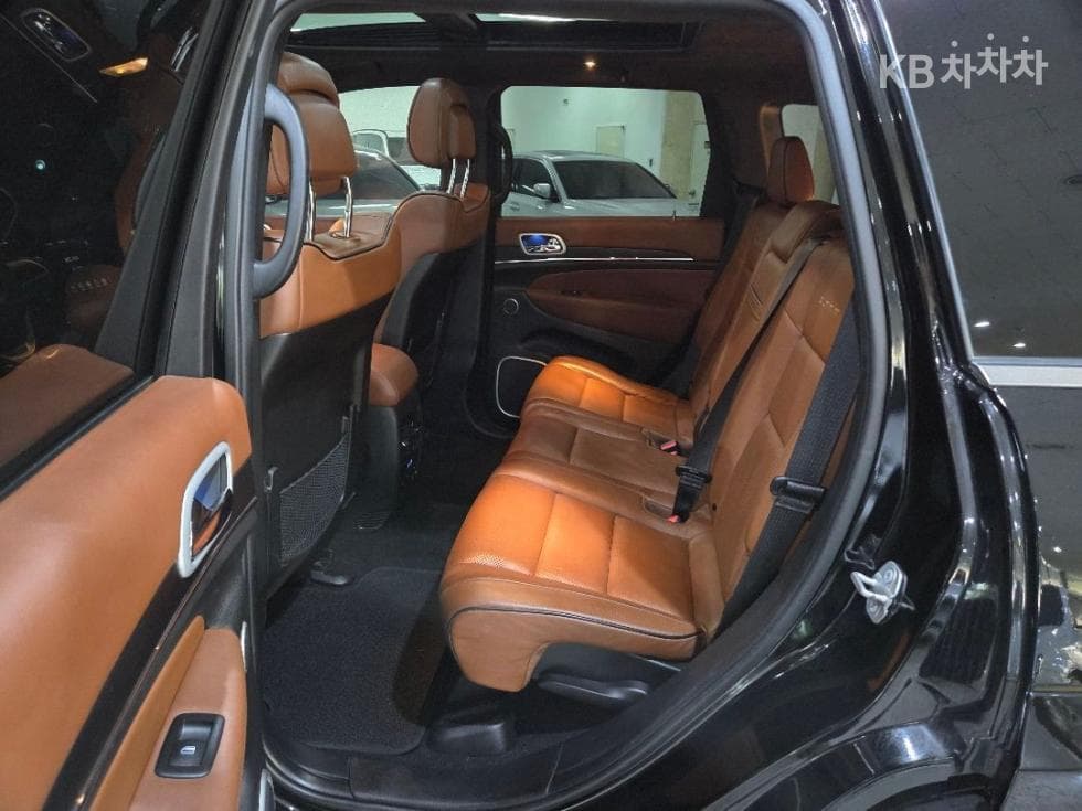 지프 그랜드 체로키3.6 서밋 - 7