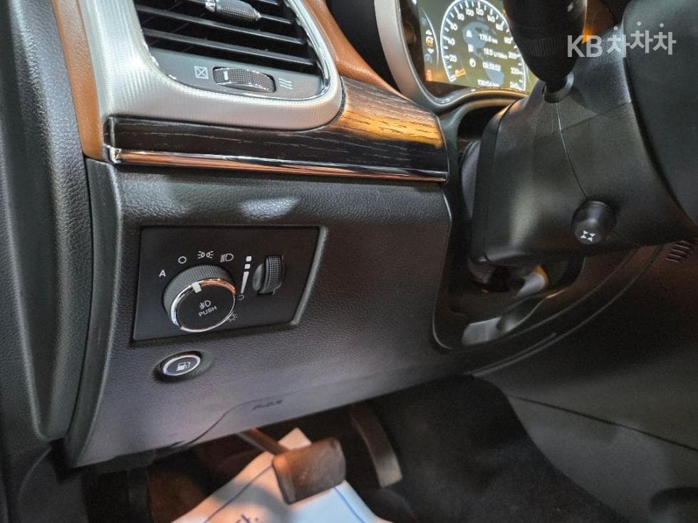 지프 그랜드 체로키3.6 서밋 - 14