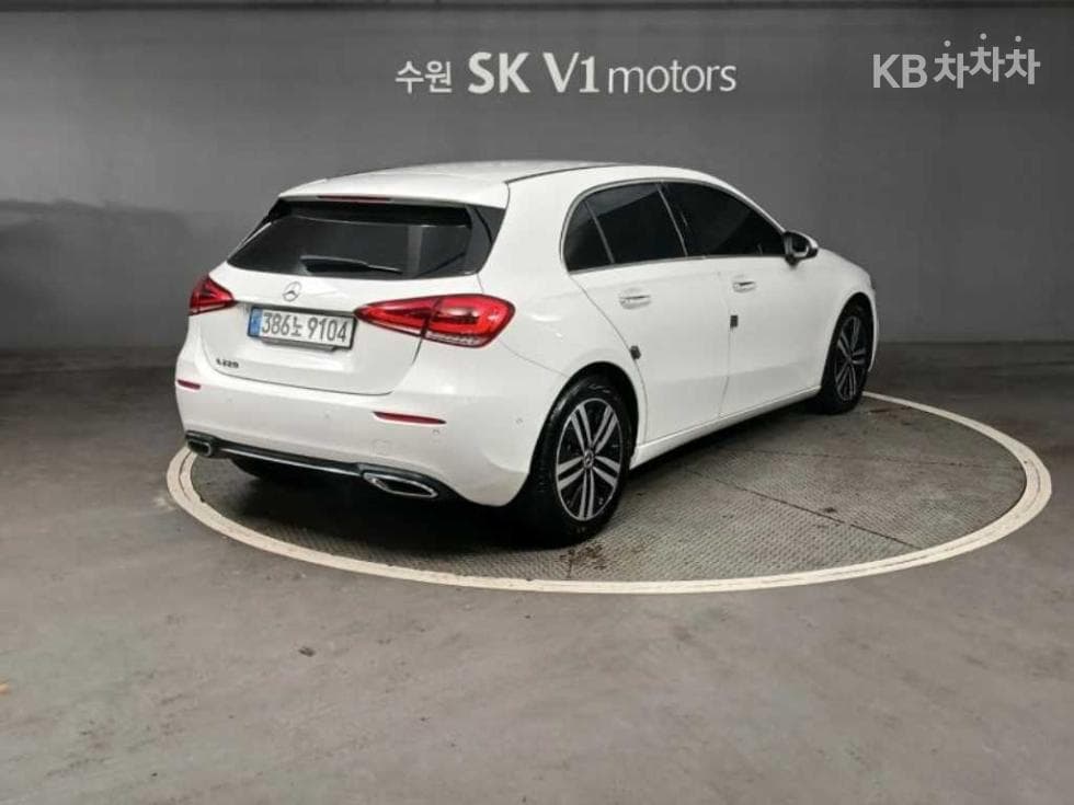 Mercedes-Benz A클래스(W177)A220 Hatchback Стандартен - 5