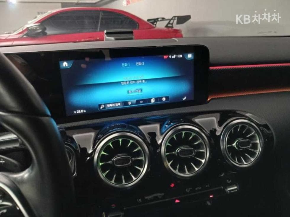 Mercedes-Benz A클래스(W177)A220 Hatchback Стандартен - 13