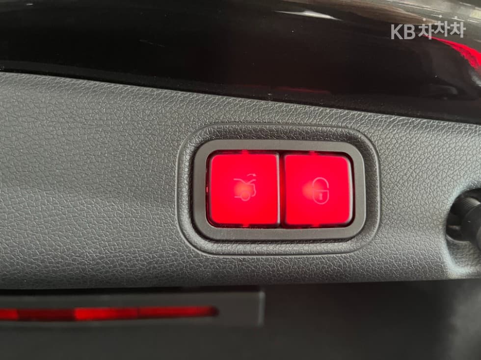 Mercedes-Benz E-Клас (W213)E300e 4MATIC Exclusive - 8