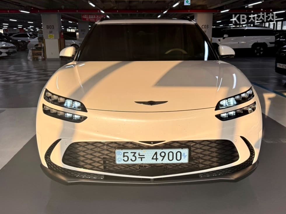 Genesis GV60 Standard 2WD Standard - Image 1