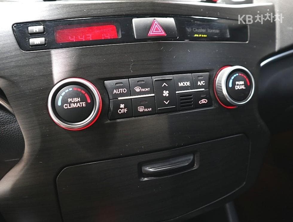 Киа 더 Престиж K72.4 GDI Лукс - 13