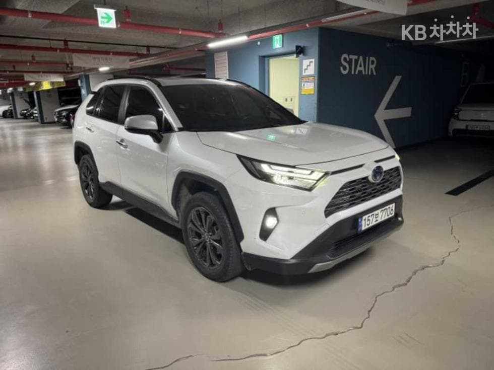 Toyota New RAV42.5L hybrid AWD Standard - 2