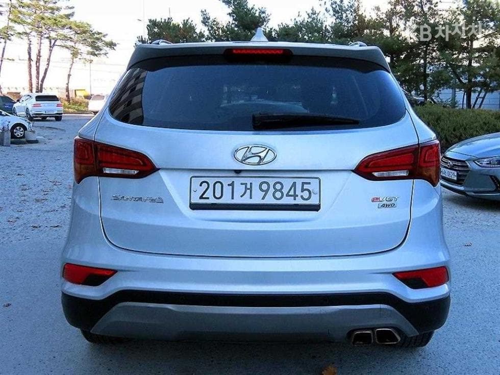 Hyundai Santa Fe The PrimeDiesel Hyundai R-engine 2.0 diesel 4WD 5-seater Premium - 4