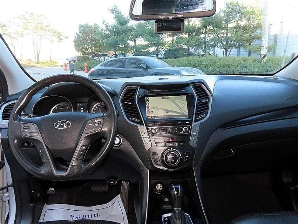 Hyundai Santa Fe The PrimeDiesel Hyundai R-engine 2.0 diesel 4WD 5-seater Premium - 7