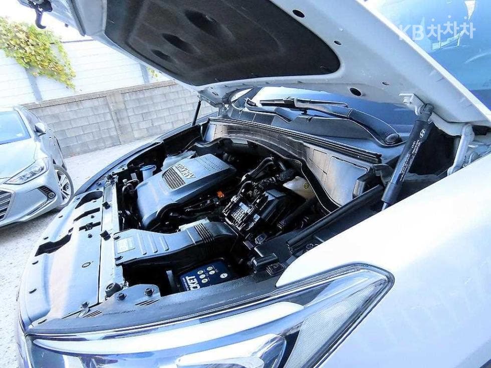 Hyundai Santa Fe The PrimeDiesel Hyundai R-engine 2.0 diesel 4WD 5-seater Premium - 18
