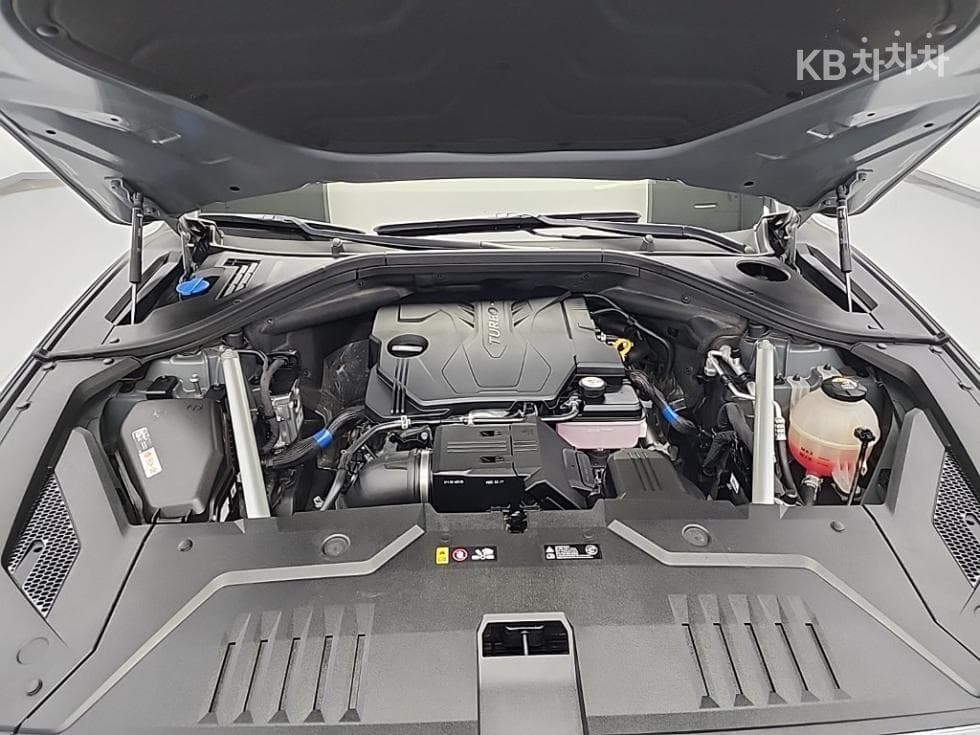 Дженезис GV70Бензин 2.5T AWD - 5