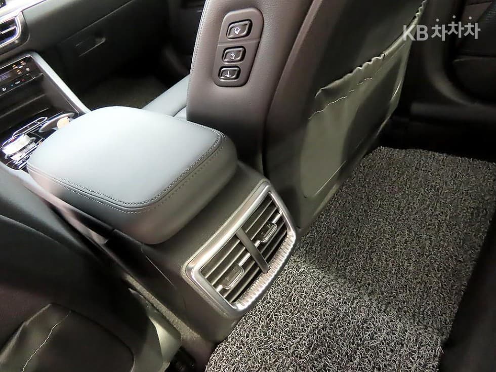 Киа K5 3-토 поколение1.6 Бензин Турбо Signature - 17