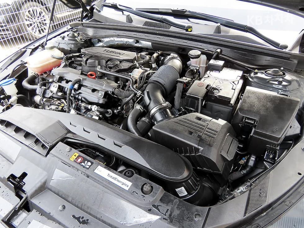 Киа K5 3-토 поколение1.6 Бензин Турбо Signature - 19