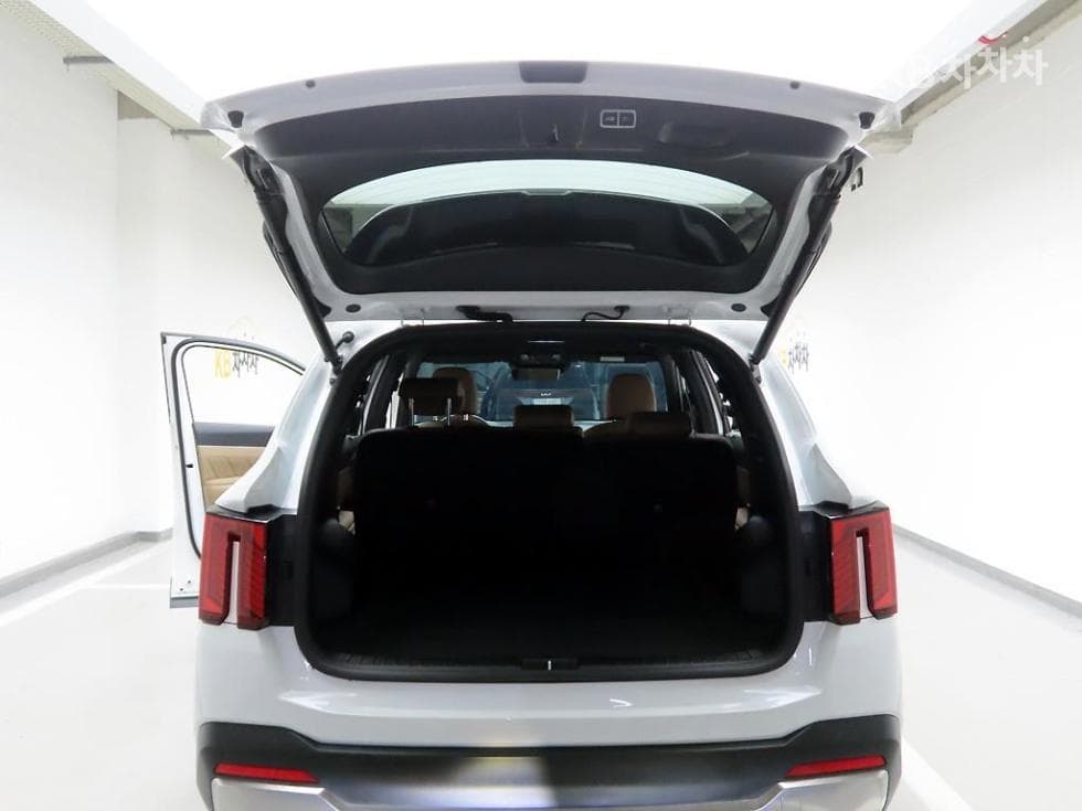 Киа The New (фейслифт) Sorento MQ42.5 T-GDI 2WD Signature - 5