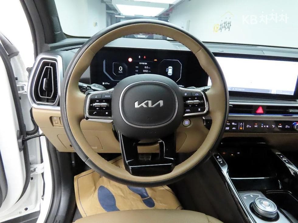 Киа The New (фейслифт) Sorento MQ42.5 T-GDI 2WD Signature - 8