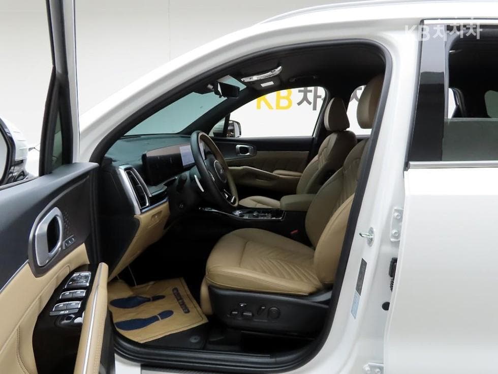 Киа The New (фейслифт) Sorento MQ42.5 T-GDI 2WD Signature - 12