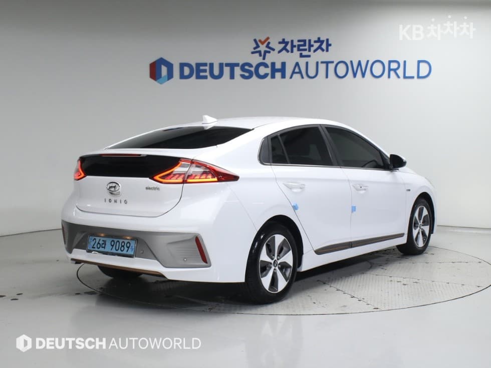 Хюндай IONIQ (Оригинален модел) 일렉트릭Q - 2