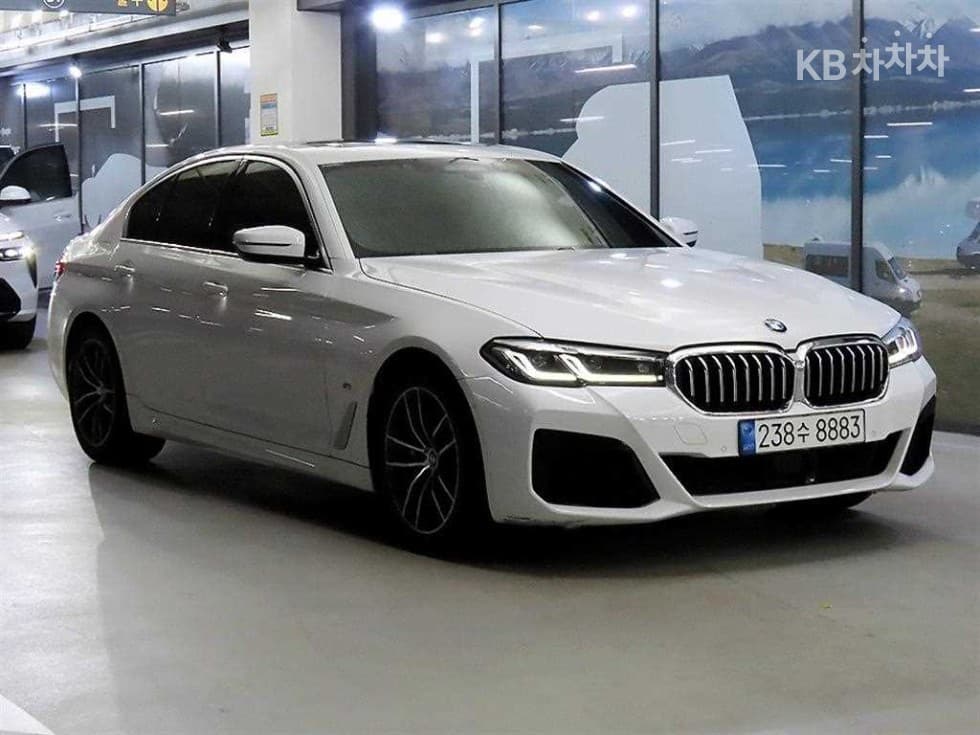 BMW 올Нов5 Серия (G30) 523d xDrive M Sport - Image 1