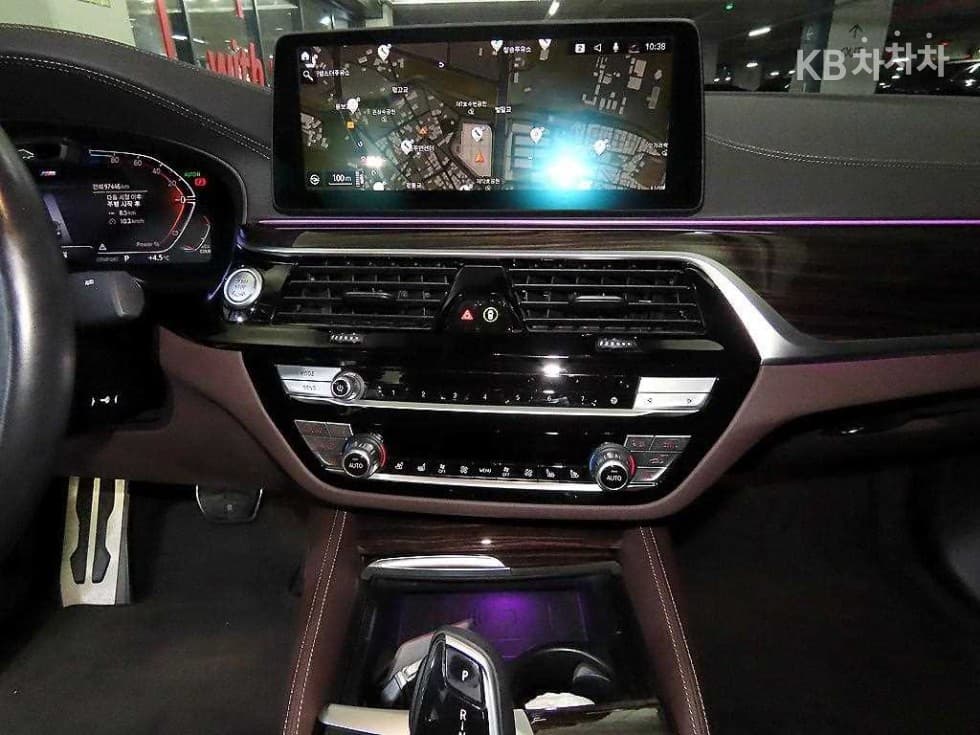 BMW 올Нов5 Серия (G30)523d xDrive M Sport - 11