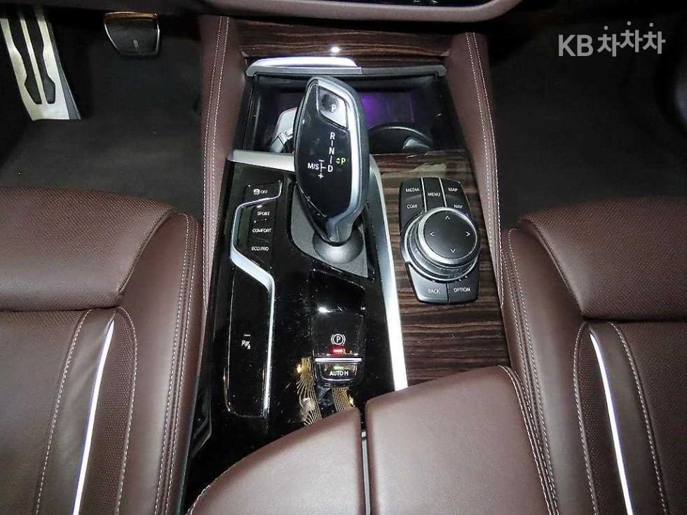 BMW 올Нов5 Серия (G30)523d xDrive M Sport - 12